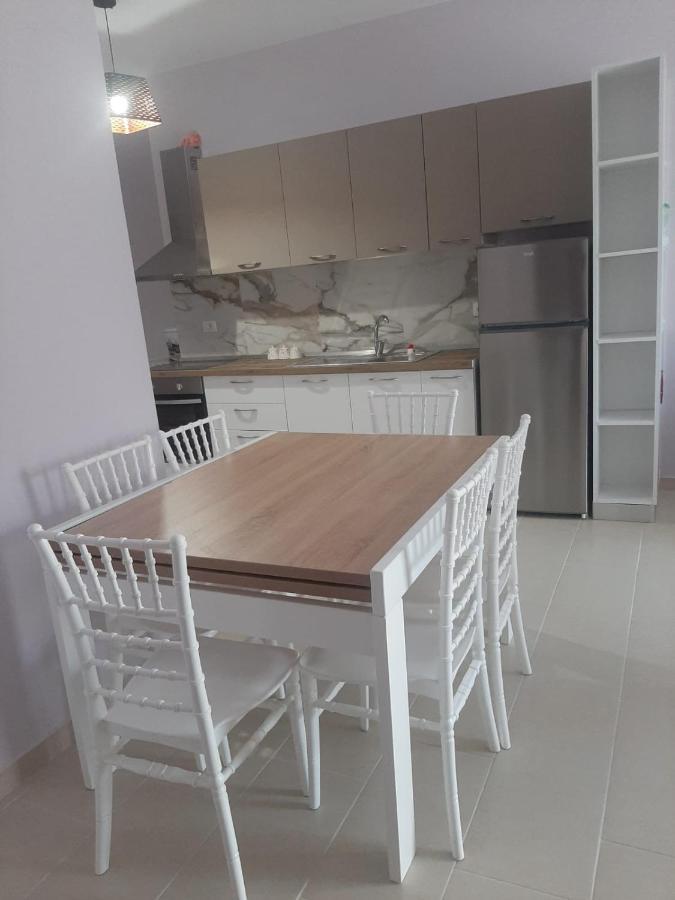 Linda'S Apartment Vlorë 外观 照片